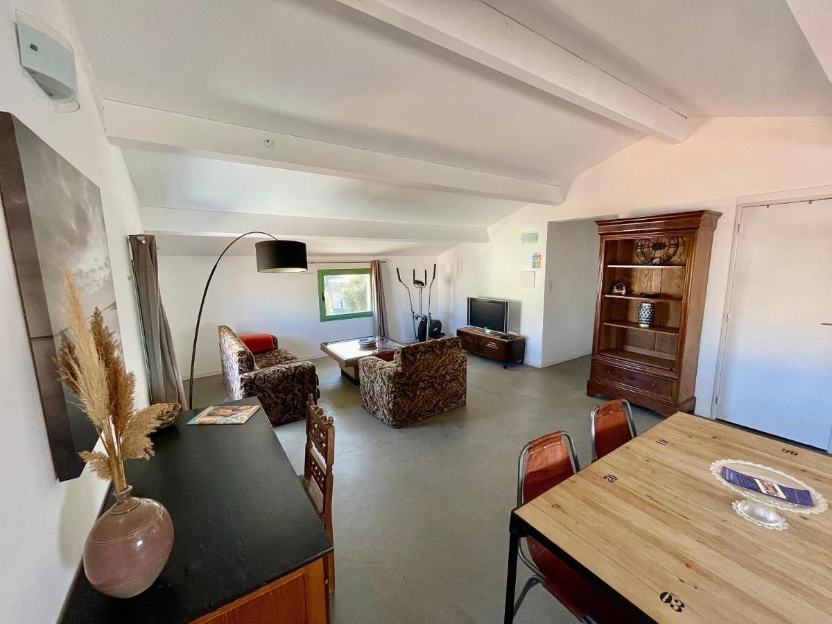 Residence Antonia Appartements Avec Piscine Commune - Centre Ville Calvi 칼비 외부 사진