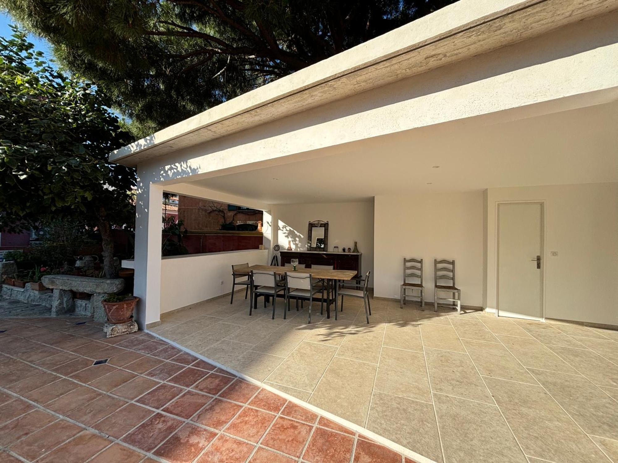 Residence Antonia Appartements Avec Piscine Commune - Centre Ville Calvi 칼비 외부 사진